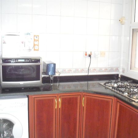 Abu Dhabi Plaza Hotel Apartments Ngoại thất bức ảnh