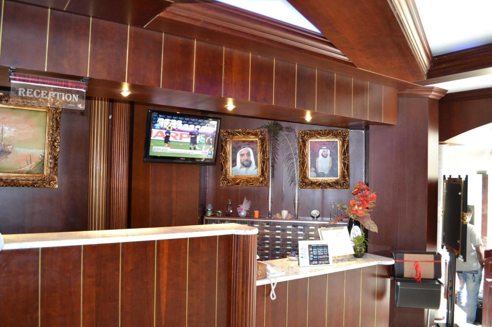 Abu Dhabi Plaza Hotel Apartments Ngoại thất bức ảnh
