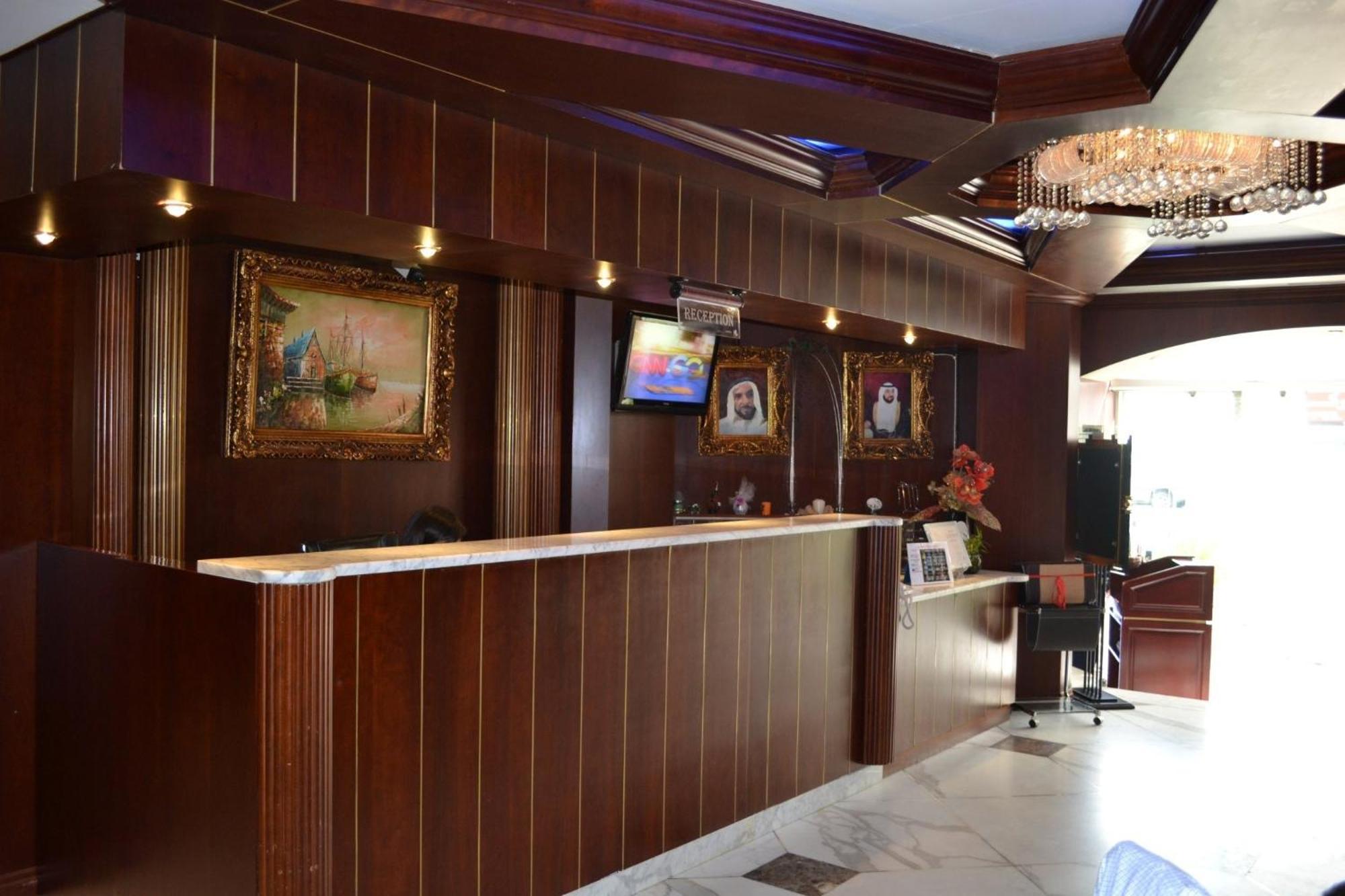 Abu Dhabi Plaza Hotel Apartments Ngoại thất bức ảnh