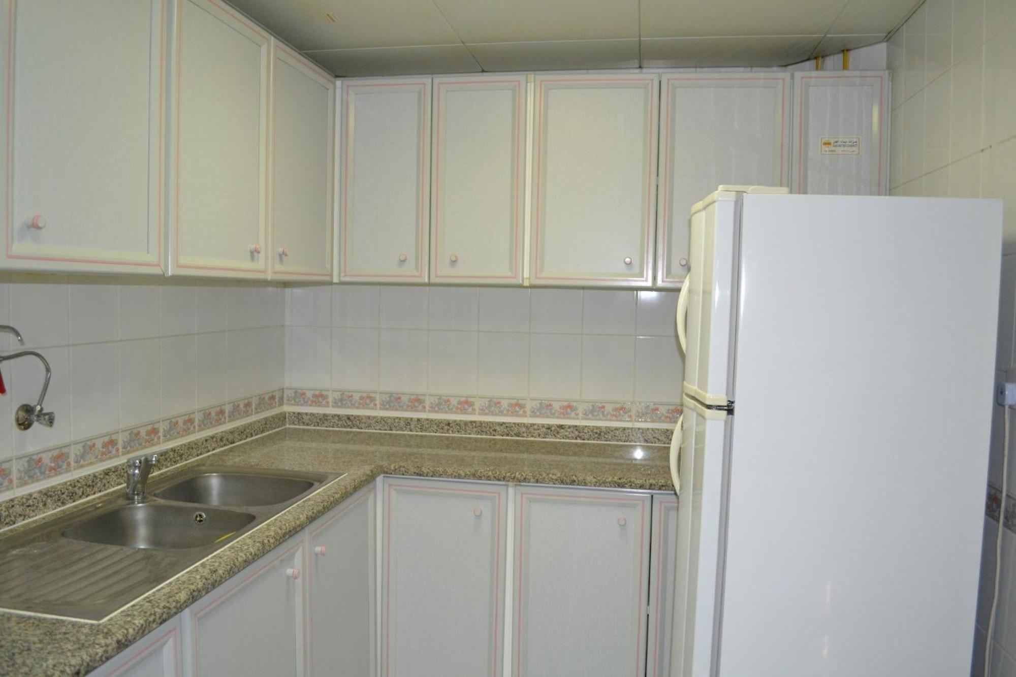 Abu Dhabi Plaza Hotel Apartments Ngoại thất bức ảnh