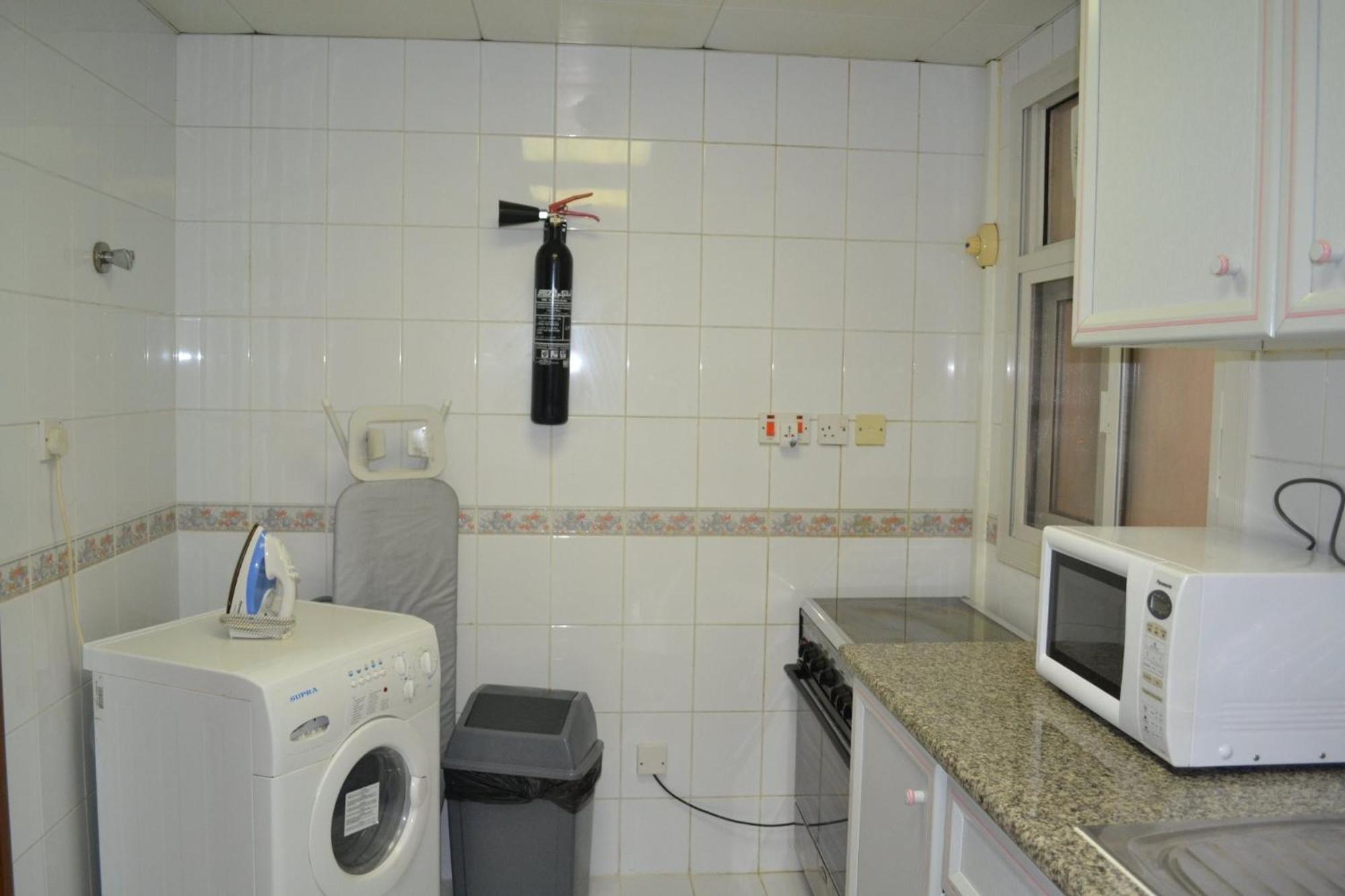 Abu Dhabi Plaza Hotel Apartments Ngoại thất bức ảnh