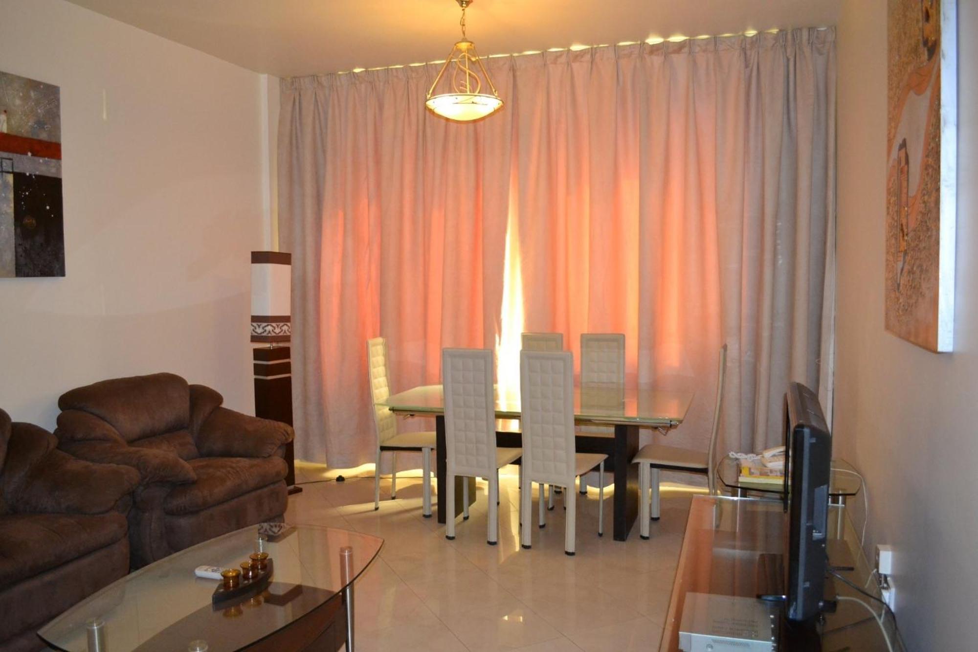 Abu Dhabi Plaza Hotel Apartments Ngoại thất bức ảnh
