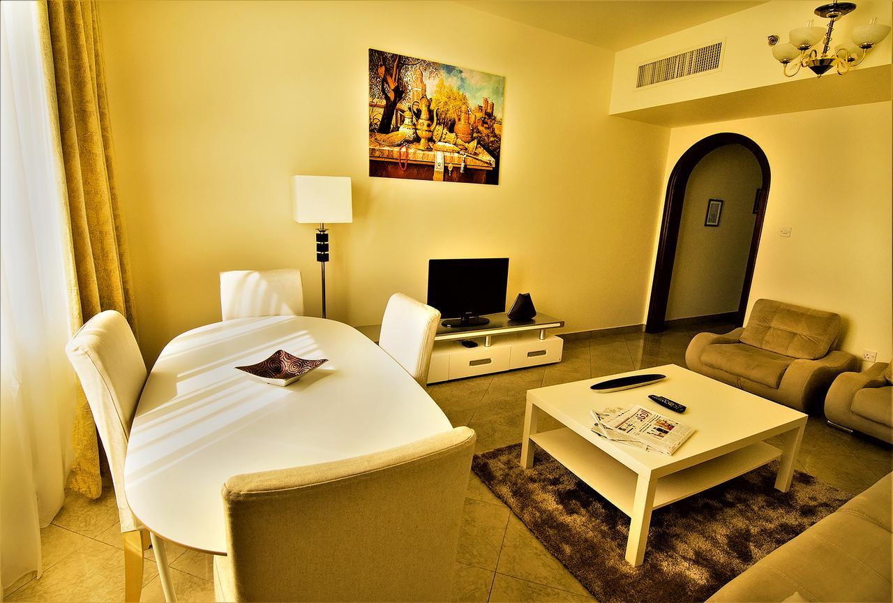 Abu Dhabi Plaza Hotel Apartments Ngoại thất bức ảnh